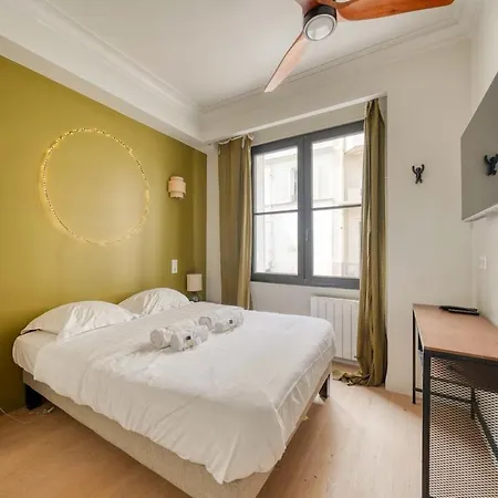 Apartman Beautiful Flat - Eiffel Tower !