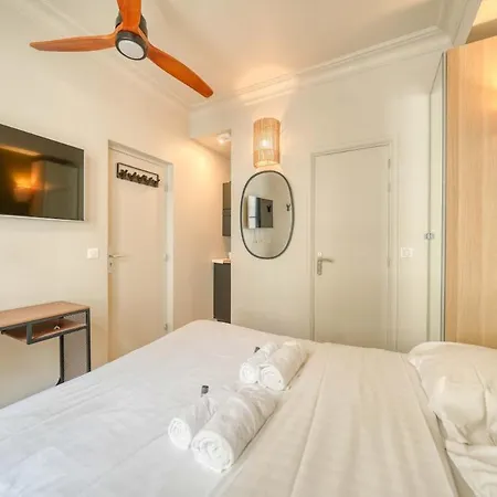 Apartman Beautiful Flat - Eiffel Tower ! *